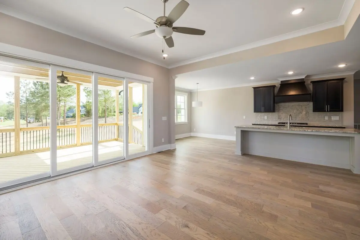 A tidy residential room. Ocala.